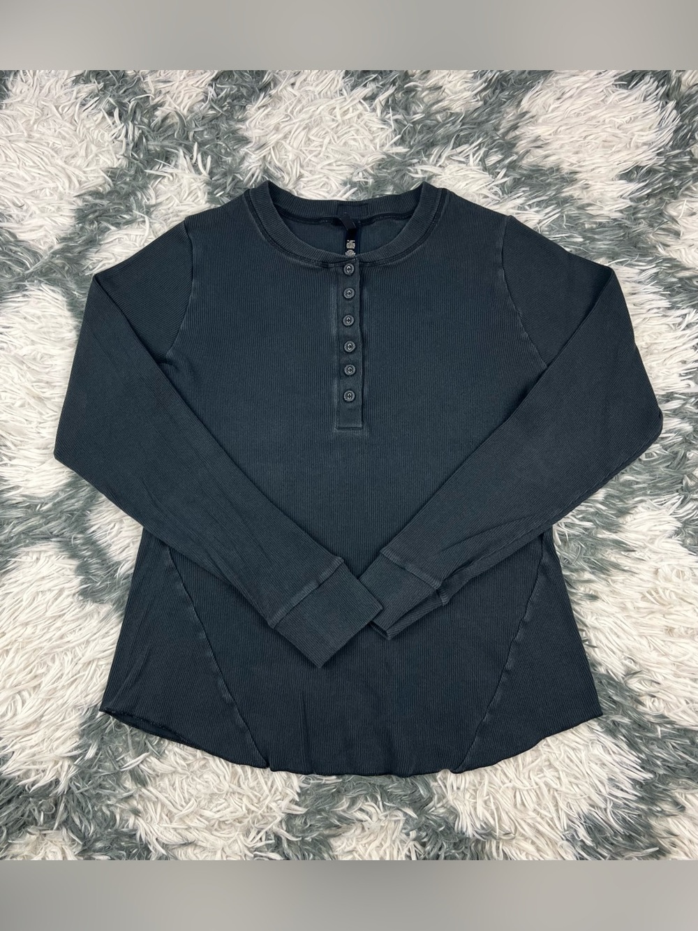 SKIMS Women’s Black Rib Henley Long Sleeve Fitted Stretch Top Size 2X